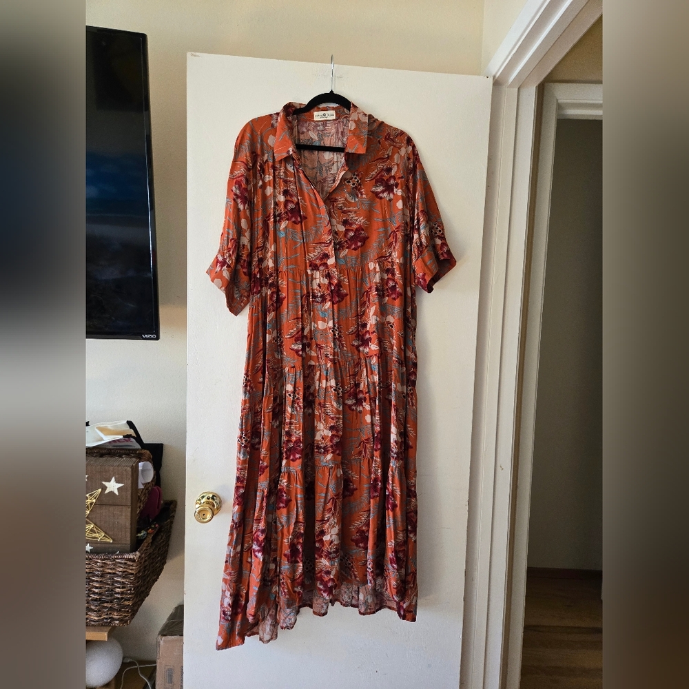 NATURAL LIFE Rust Floral Rebecca Tiered Button-Front Midi Dress